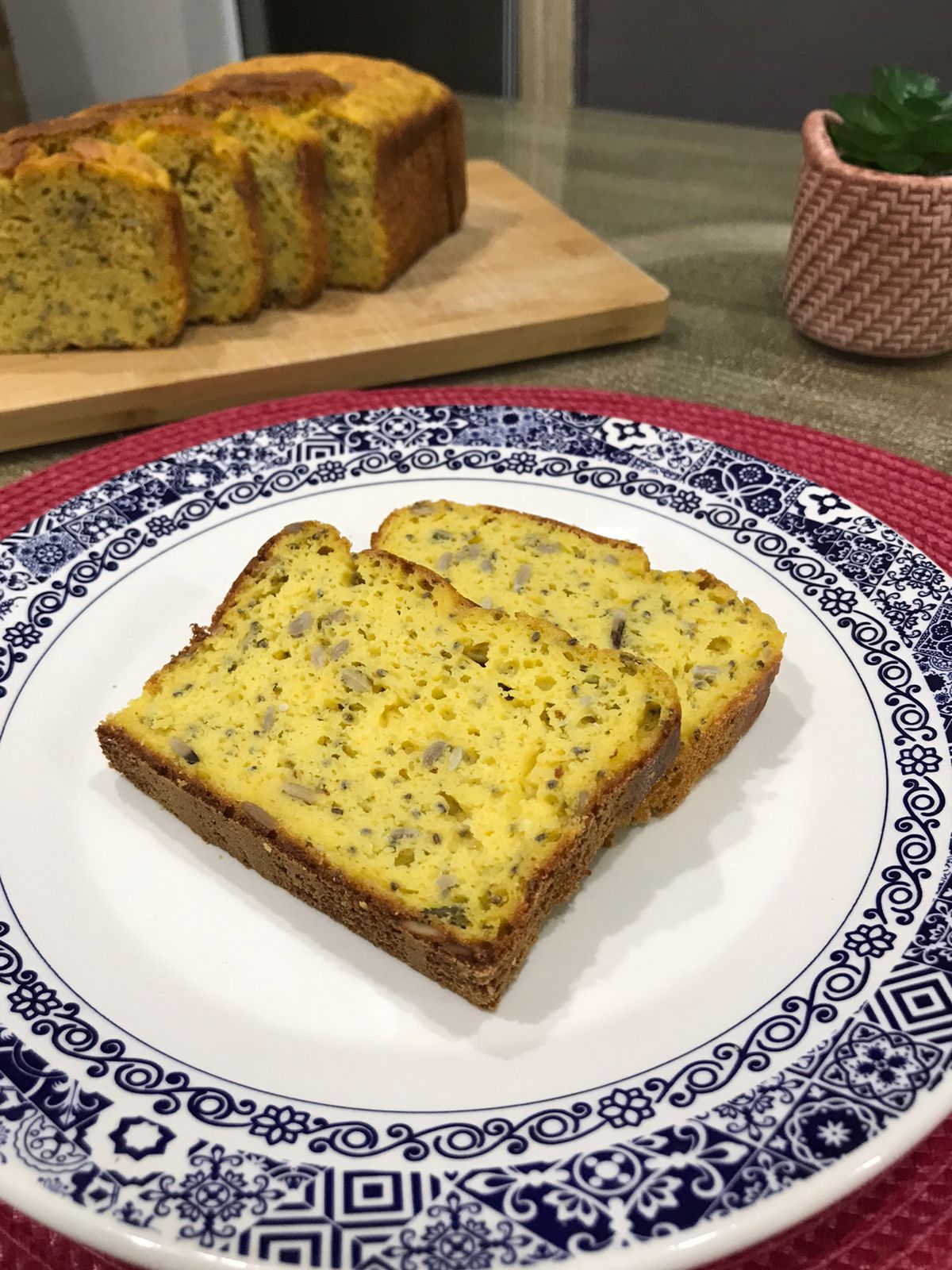 Pão de Iogurte com Cenoura – Grão Livre